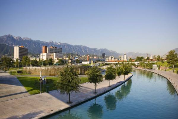 monterrey-river-view