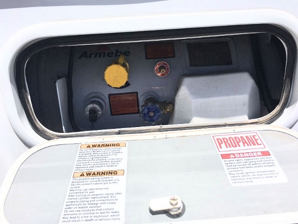 房车结构-煤气系统