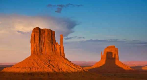 美国西部的风景-纪念碑谷纳瓦霍部落公园